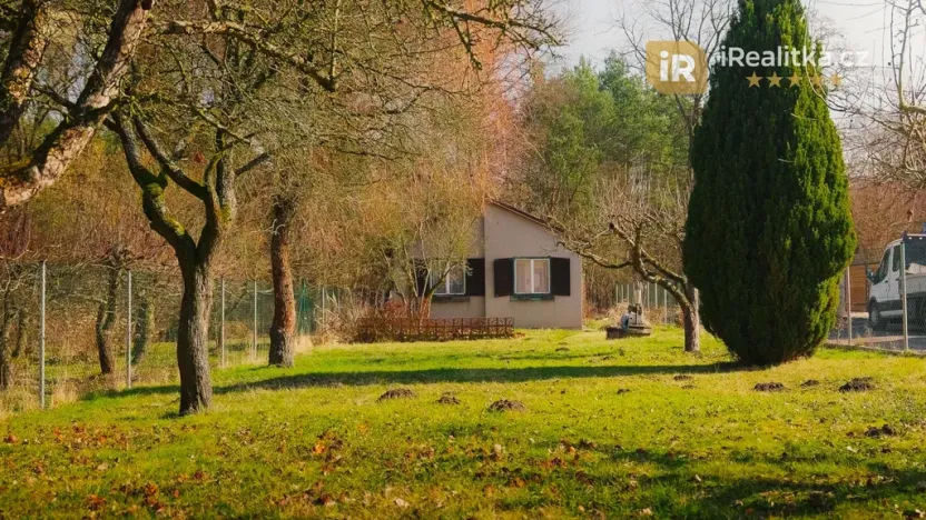 Prodej chaty, Hradec Králové - Nový Hradec Králové, Lesní, 40 m2