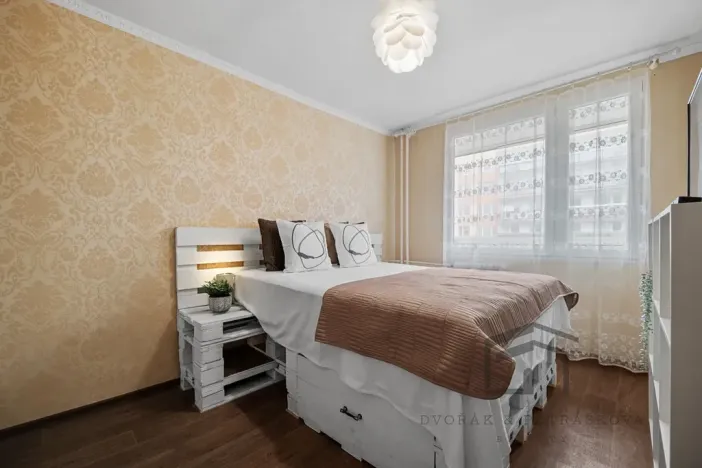 Prodej bytu 2+kk, Praha - Hostivař, Zápasnická, 39 m2