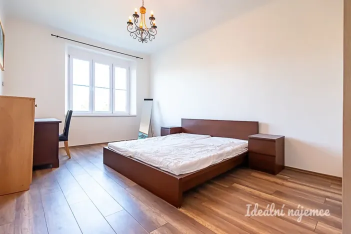 Pronájem bytu 2+kk, Praha, Ruská, 47 m2