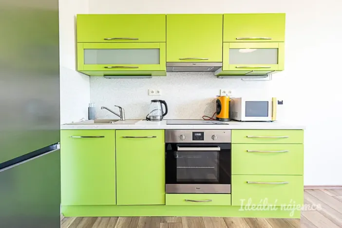 Pronájem bytu 2+kk, Praha, Ruská, 47 m2