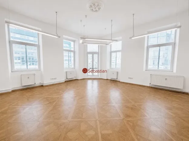 Pronájem kanceláře, Pardubice - Zelené Předměstí, třída Míru, 182 m2