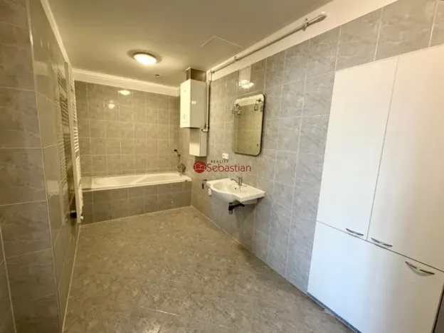 Pronájem bytu 3+kk, Pardubice - Zelené Předměstí, třída Míru, 71 m2