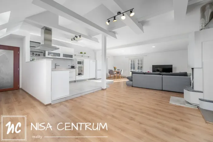 Pronájem bytu 2+kk, Liberec, Chrastavská, 89 m2