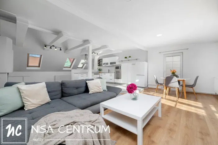 Pronájem bytu 2+kk, Liberec, Chrastavská, 89 m2