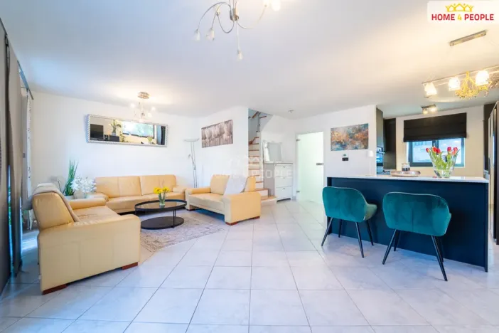 Prodej rodinného domu, Jesenice - Osnice, Šeříková, 110 m2