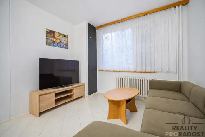 Pronájem bytu 2+kk, Pardubice - Polabiny, Lonkova, 46 m2