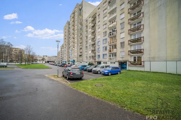 Pronájem bytu 2+kk, Pardubice - Polabiny, Lonkova, 46 m2