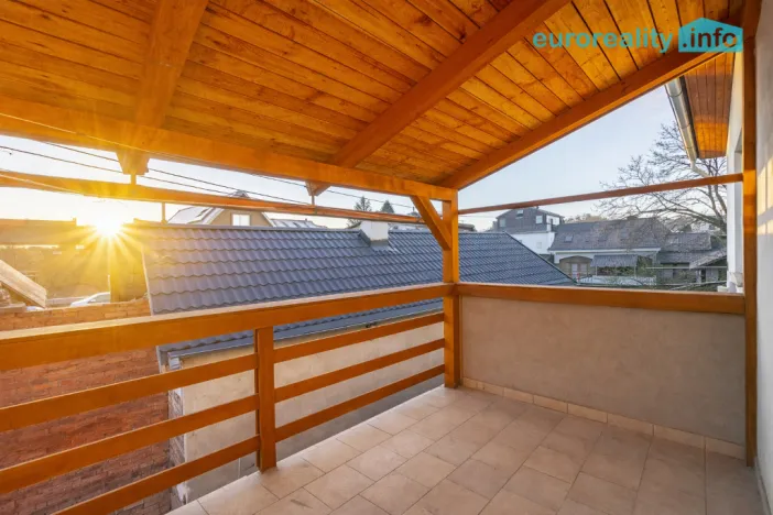 Prodej rodinného domu, Zákupy, U Stadionu, 272 m2