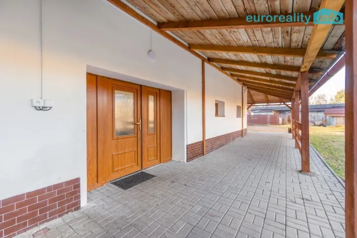 Prodej rodinného domu, Zákupy, U Stadionu, 272 m2