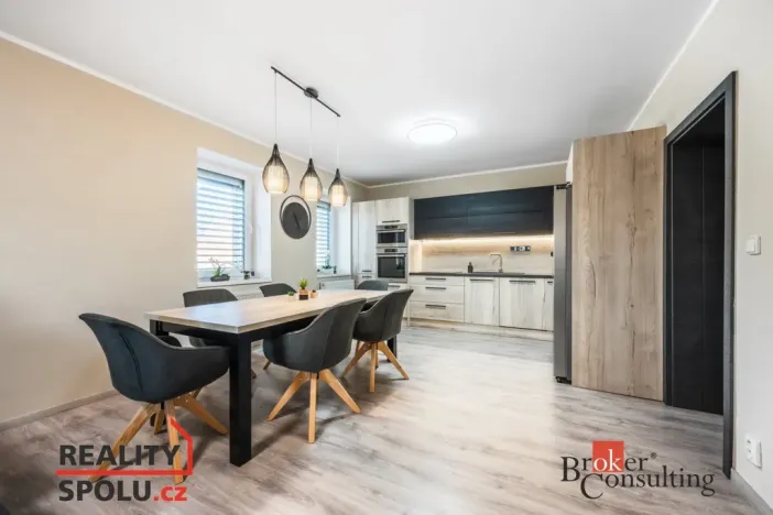 Prodej rodinného domu, Stanoviště, 210 m2