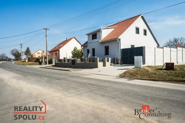 Prodej rodinného domu, Stanoviště, 210 m2