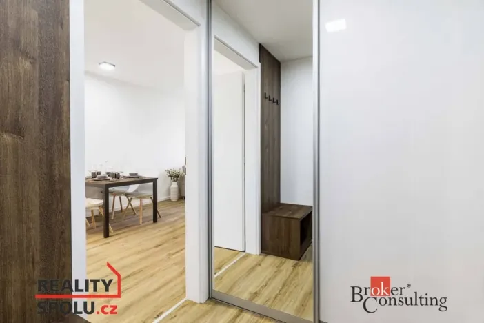 Pronájem bytu 2+kk, Kladno - Dubí, Ke křížku, 46 m2