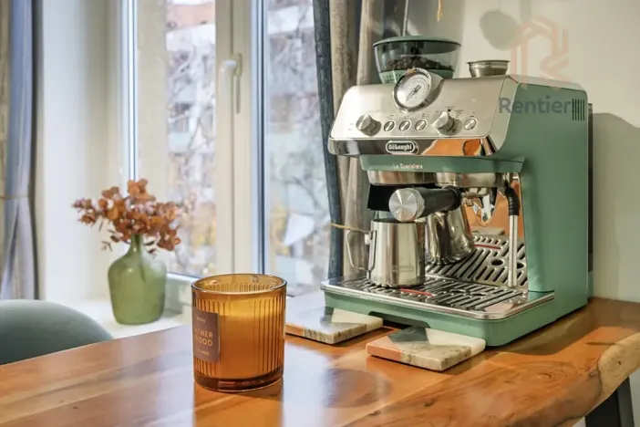 Pronájem bytu 2+1, Praha - Kobylisy, Březiněveská, 69 m2