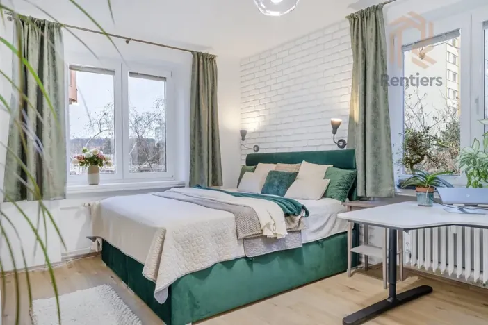 Pronájem bytu 2+1, Praha - Kobylisy, Březiněveská, 69 m2