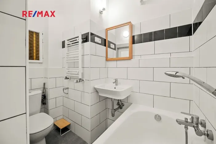 Prodej bytu 2+kk, Praha - Vršovice, Vršovické náměstí, 38 m2