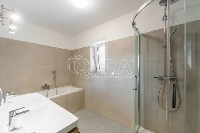 Prodej rodinného domu, Babice, Starobabická, 139 m2