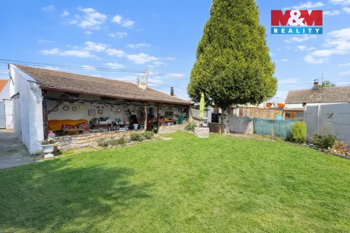 Prodej rodinného domu, Postoloprty - Levonice, 190 m2