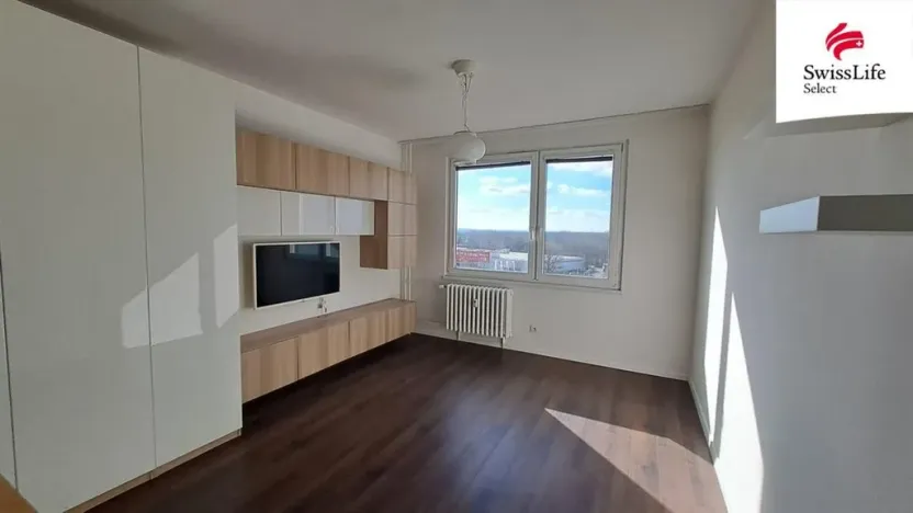 Prodej bytu 2+kk, Pardubice, nábřeží Závodu míru, 41 m2
