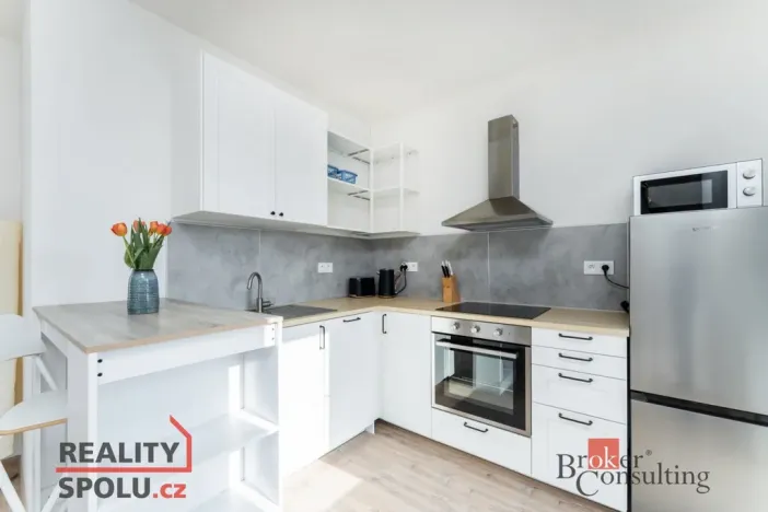 Pronájem bytu 1+kk, Hořovice, Pšeničná, 31 m2