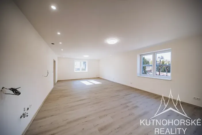 Prodej rodinného domu, Červené Pečky, Husova, 177 m2