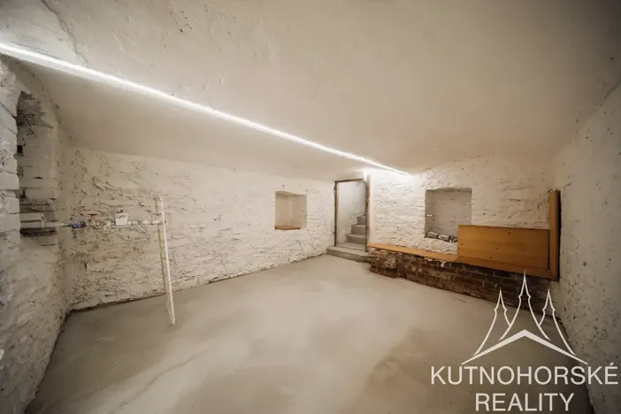 Prodej rodinného domu, Červené Pečky, Husova, 177 m2