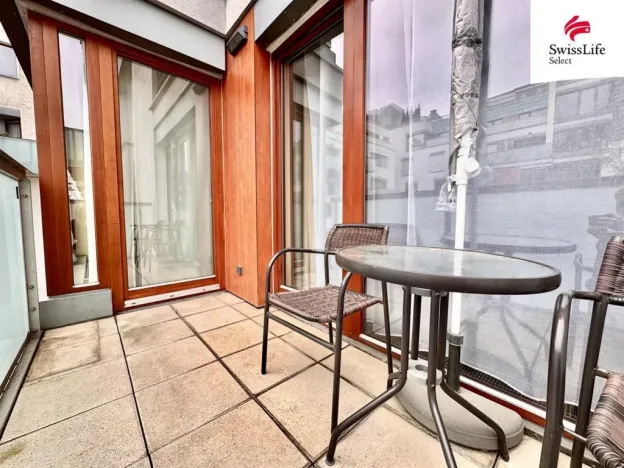 Pronájem bytu 2+kk, Praha - Karlín, Rohanské nábřeží, 65 m2