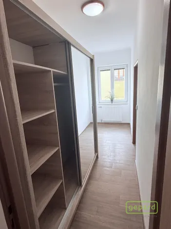 Pronájem bytu 2+1, Dobříš, náměstí Svobody, 64 m2