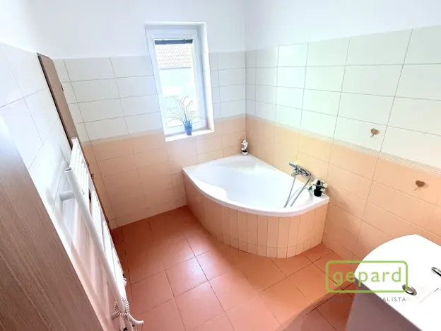 Pronájem bytu 2+1, Dobříš, náměstí Svobody, 64 m2