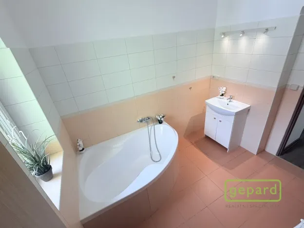 Pronájem bytu 2+1, Dobříš, náměstí Svobody, 64 m2