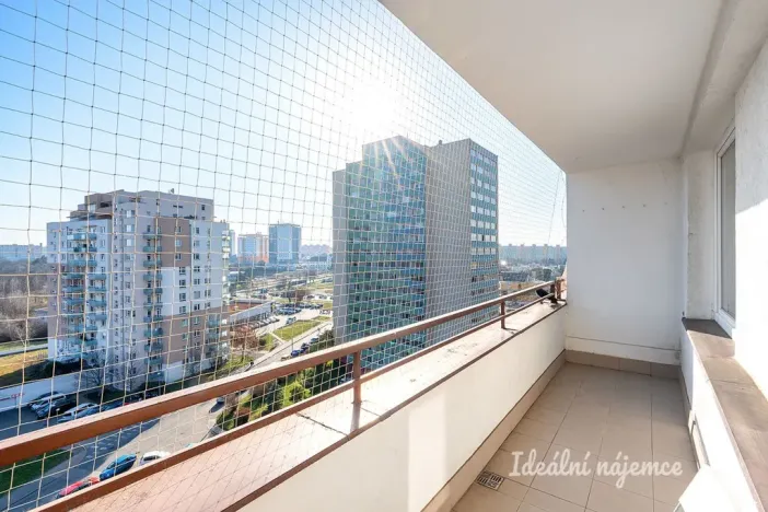 Pronájem bytu 4+kk, Praha, V Štíhlách, 80 m2