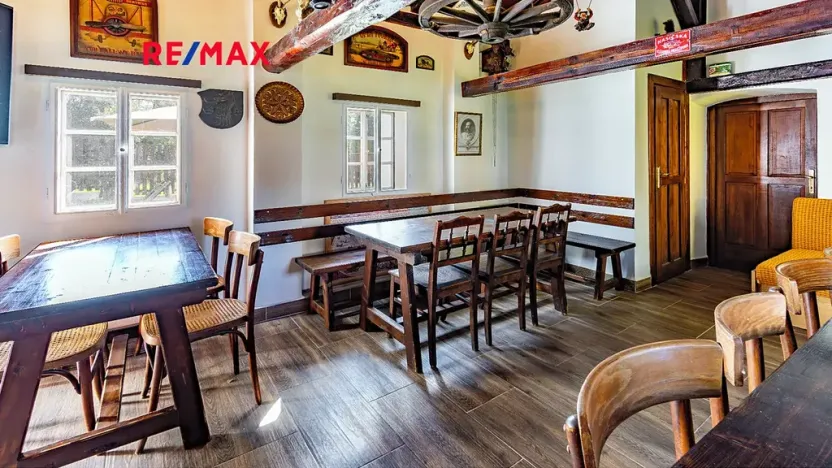 Prodej rodinného domu, Nový Oldřichov, 265 m2