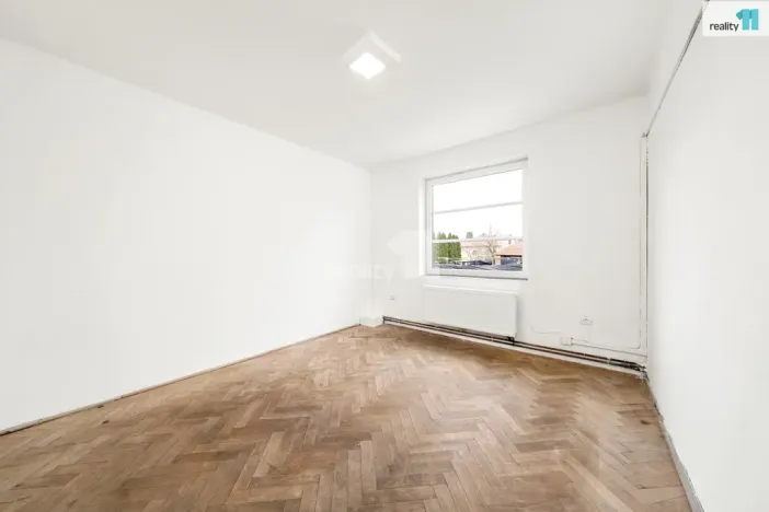 Prodej bytu 3+1, Veltruby, Bytovky, 88 m2