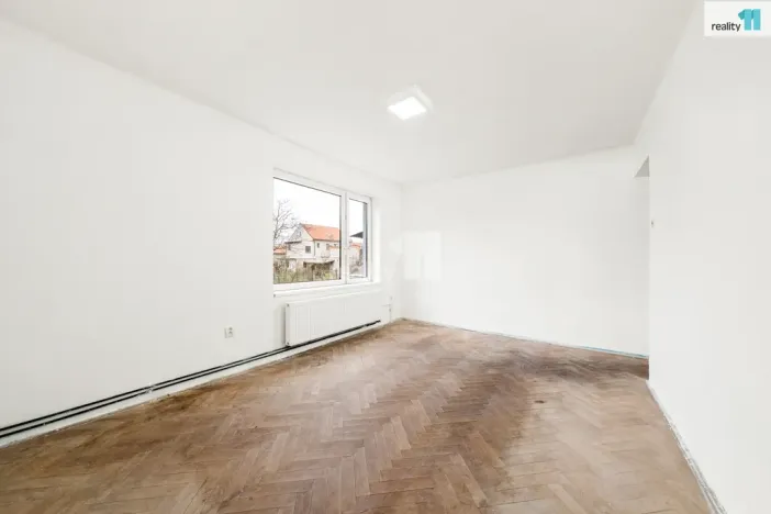 Prodej bytu 3+1, Veltruby, Bytovky, 88 m2