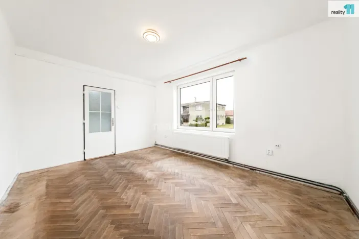 Prodej bytu 3+1, Veltruby, Bytovky, 88 m2