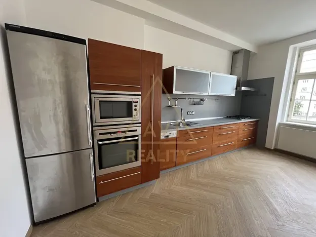 Pronájem bytu 2+kk, Praha - Bubeneč, dr. Zikmunda Wintra, 56 m2