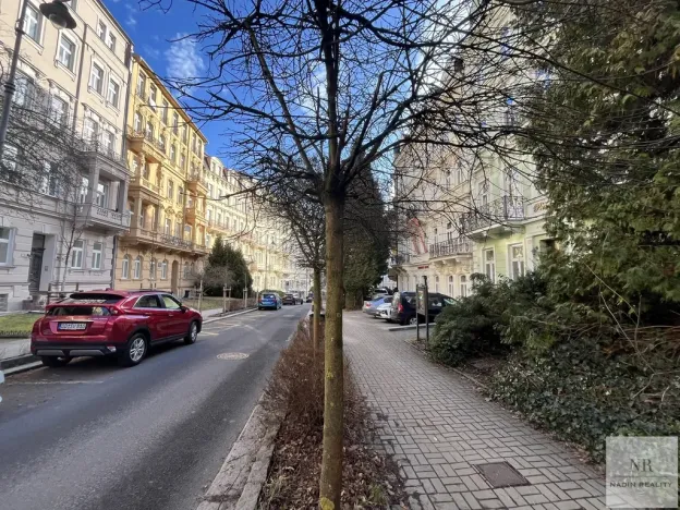 Prodej bytu 4+kk, Karlovy Vary, Sadová, 94 m2