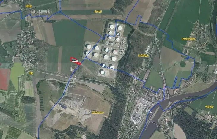 Prodej pole, Uhy, 10095 m2