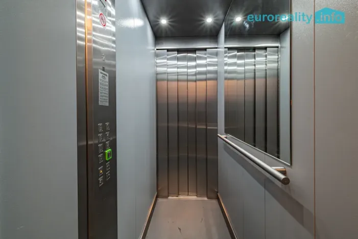 Prodej bytu 3+1, Kraslice, B. Smetany, 62 m2