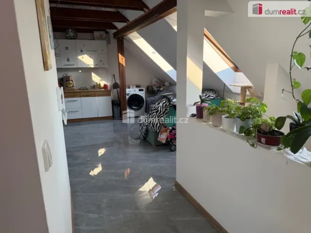 Pronájem bytu 3+kk, Libež, 65 m2