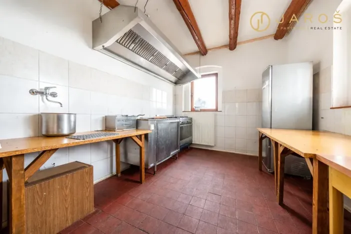 Prodej restaurace, Klášterec nad Ohří - Útočiště, 590 m2