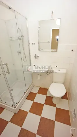 Pronájem bytu 1+1, Neratovice, 27 m2