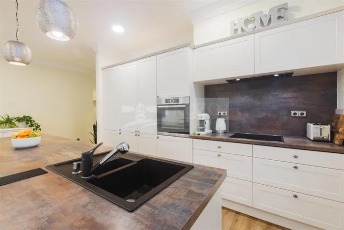 Prodej rodinného domu, Kněžmost - Koprník, Koprník, 152 m2