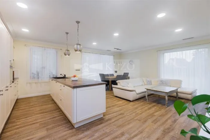 Prodej rodinného domu, Kněžmost - Koprník, Koprník, 152 m2