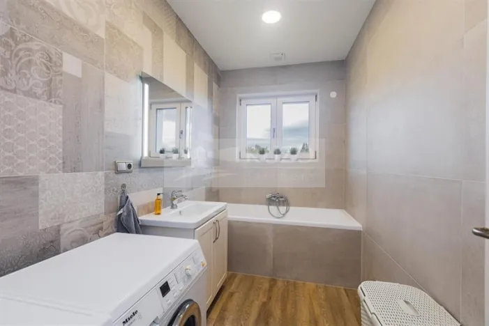 Prodej rodinného domu, Kněžmost - Koprník, Koprník, 152 m2