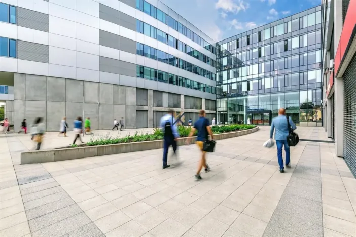 Pronájem kanceláře, Praha - Nusle, Na hřebenech II, 343 m2