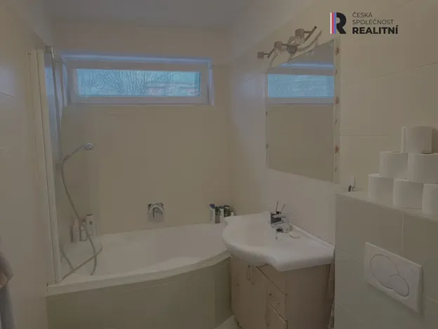 Pronájem bytu 2+kk, Zlín, Voženílkova, 49 m2