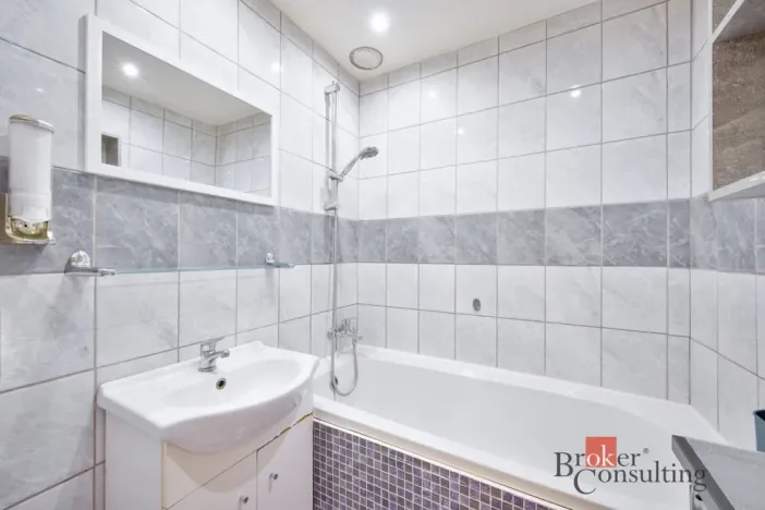 Prodej bytu 4+1, Aš, Skřivánčí, 75 m2