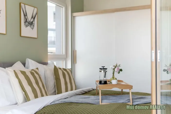 Pronájem bytu 2+kk, Praha - Hloubětín, Laponská, 49 m2