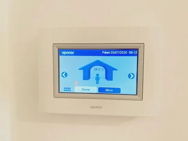 Pronájem bytu 1+kk, Praha - Smíchov, Kobrova, 50 m2