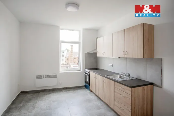 Pronájem bytu 1+1, Sokolov, Nádražní, 45 m2